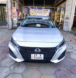 نيسان ألتيما